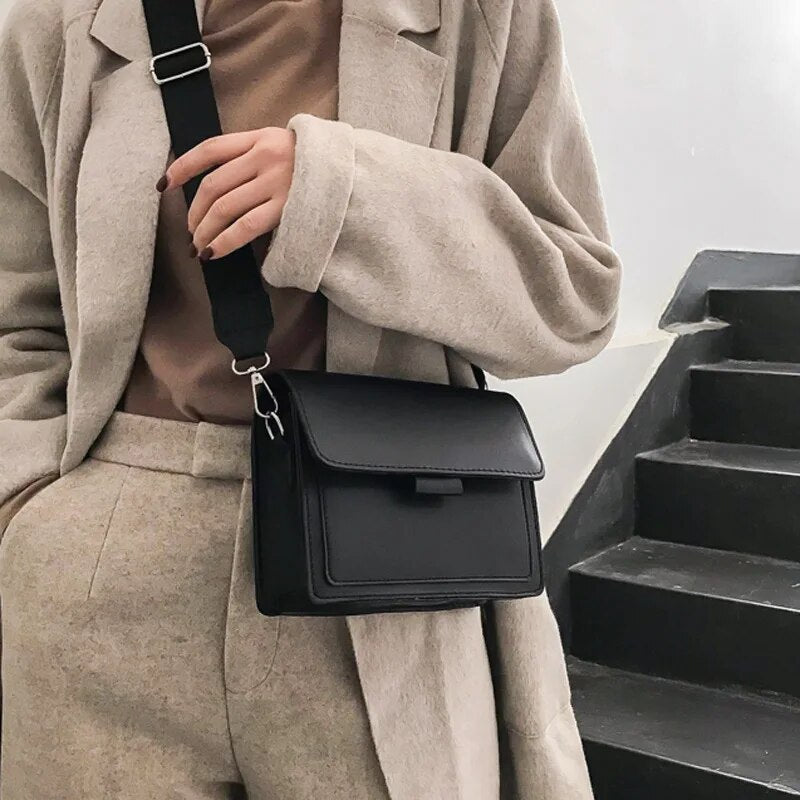 Othilie | Strömlinjeformad väska med modern elegans